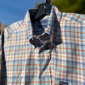 Facconable-Men’s, like new button down dress shirt, great condition, Lg.
